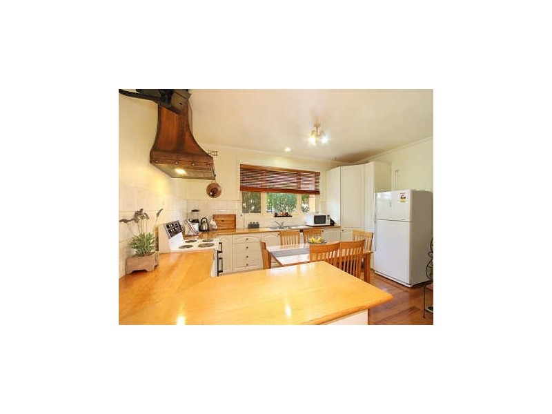 Dandenong Rd, Clayton VIC 3168