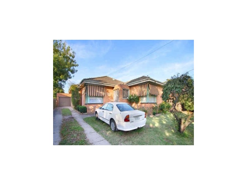 Dandenong Rd, Clayton VIC 3168