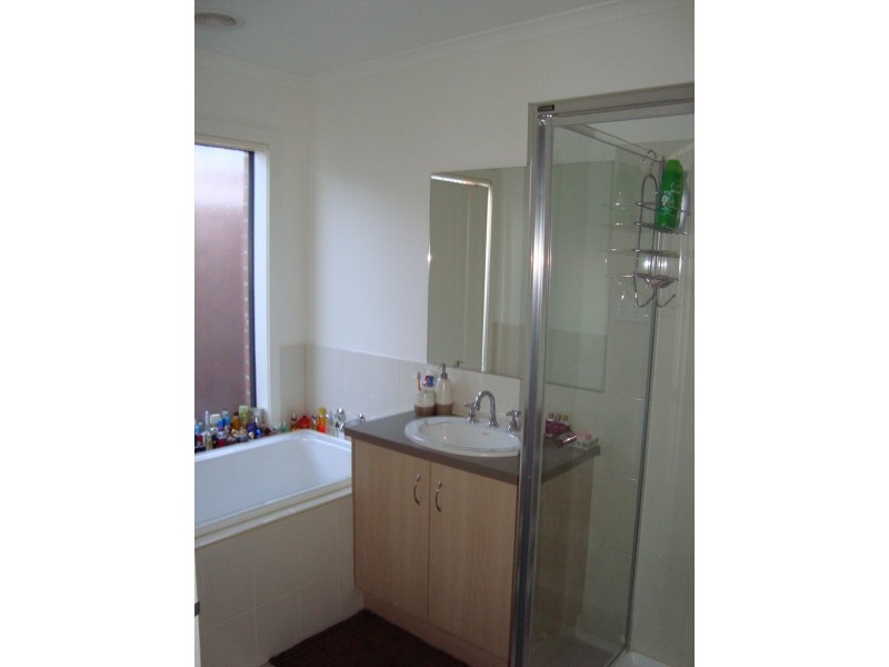 harmony drive, South Morang VIC 3752