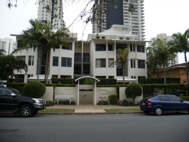 Woodroffe Avenue, Main Beach QLD 4217