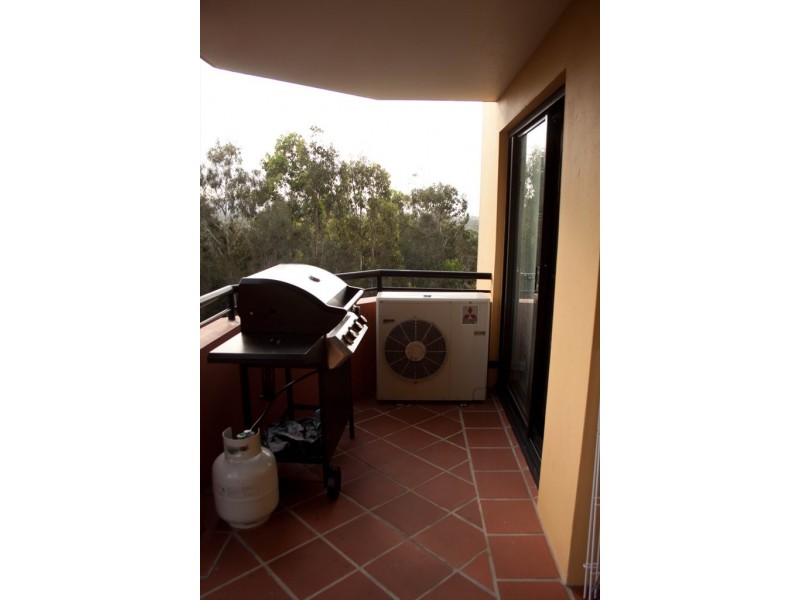 great hall drive, Nobby Beach QLD 4218