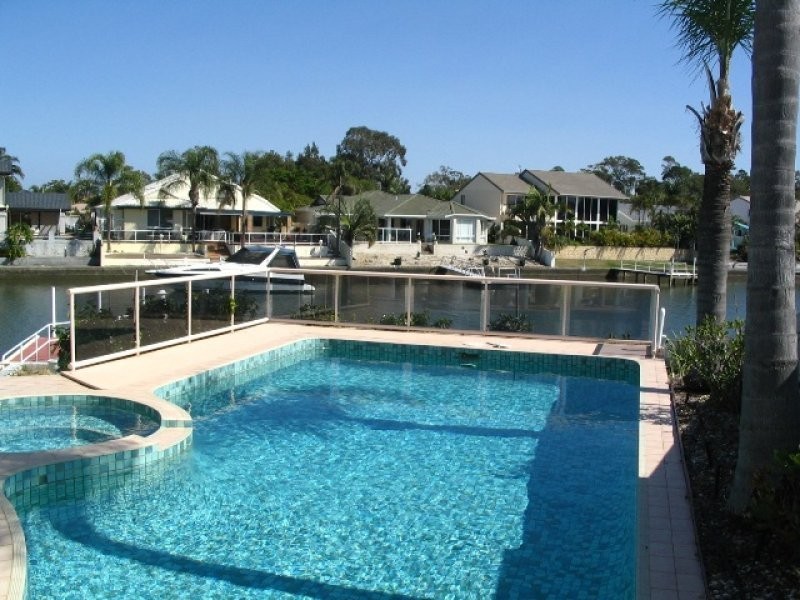 Sundance Way, Runaway Bay QLD 4216