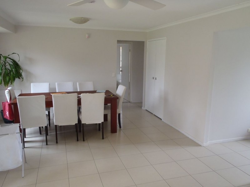 Benowa Rd, Benowa QLD 4217