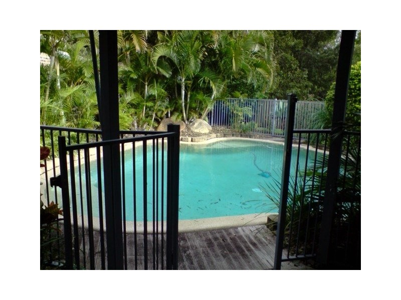 Bentleigh Court, Robina QLD 4226