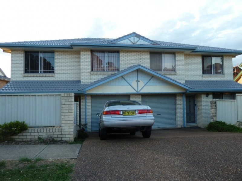 Brooks st, Cooks Hill NSW 2300