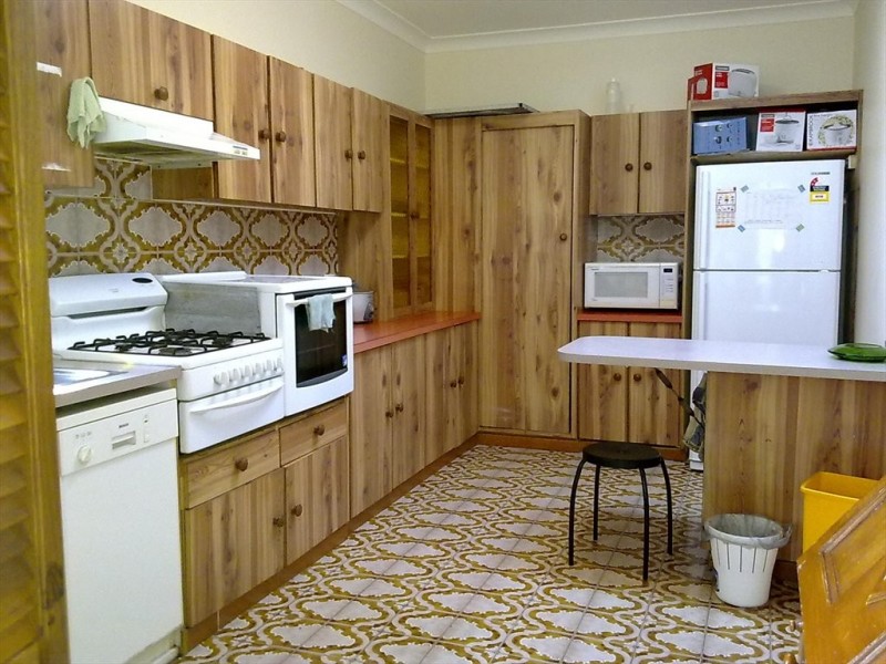 Charlotte ST, Ashfield NSW 2131