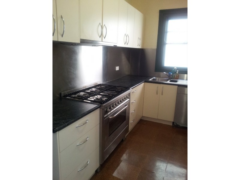 Bay Street, Port Melbourne VIC 3207