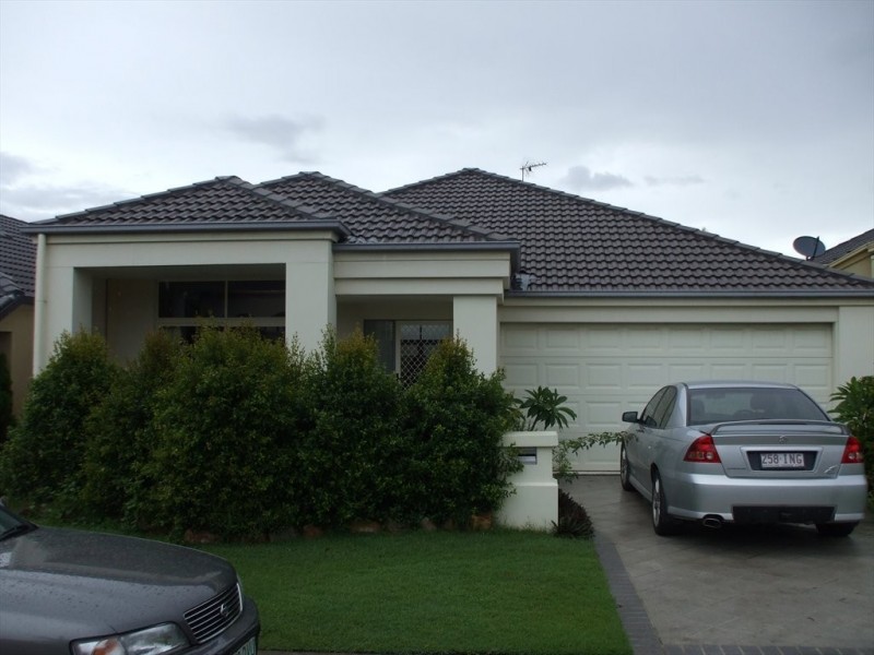 Alderney court, Varsity Lakes QLD 4227