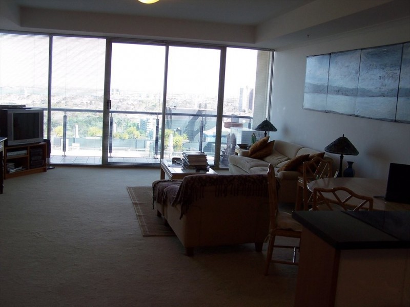 st kilda rd, Melbourne VIC 3004