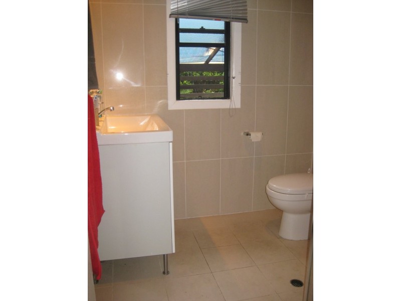 Bowral, Ashgrove QLD 4060