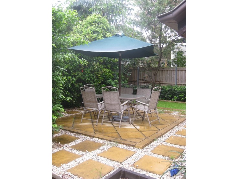 Bowral, Ashgrove QLD 4060