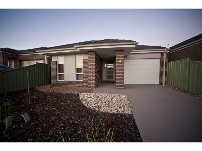 Cohens Way, Pakenham VIC 3810