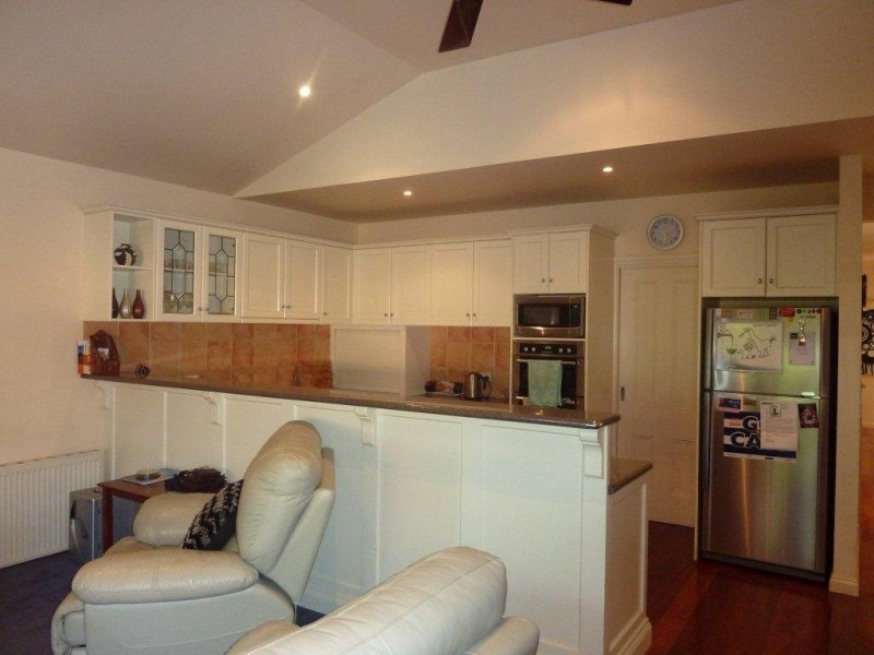 Pakington Street, Newtown VIC 3220