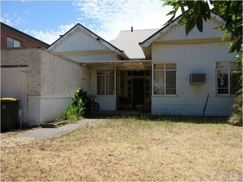 Loch Ave, St Kilda East VIC 3183