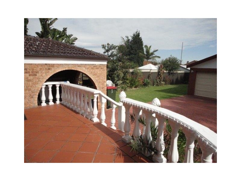 Wollongong  Rd, Arncliffe NSW 2205