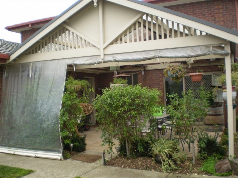 Mossgiel Court, Hamlyn Heights VIC 3215