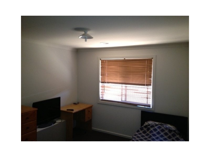 Parkside Dr, Shepparton VIC 3630
