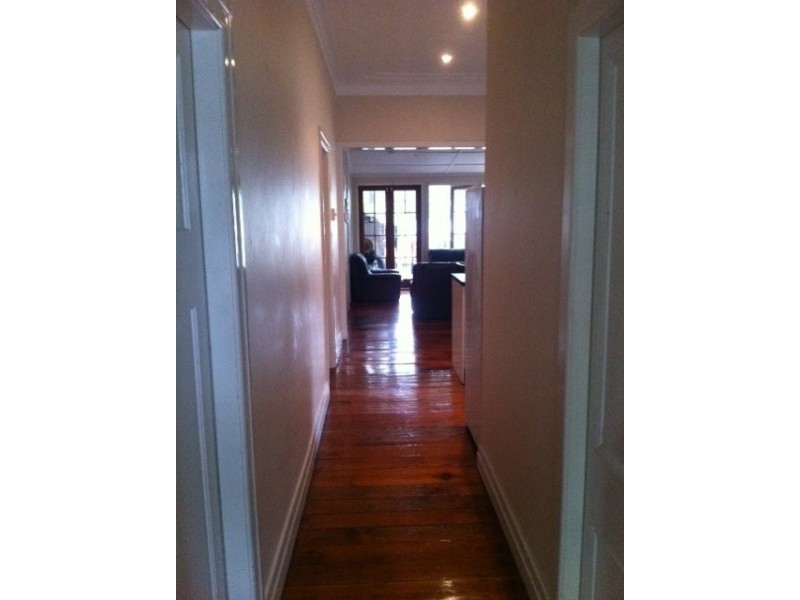 Annie, New Farm QLD 4005