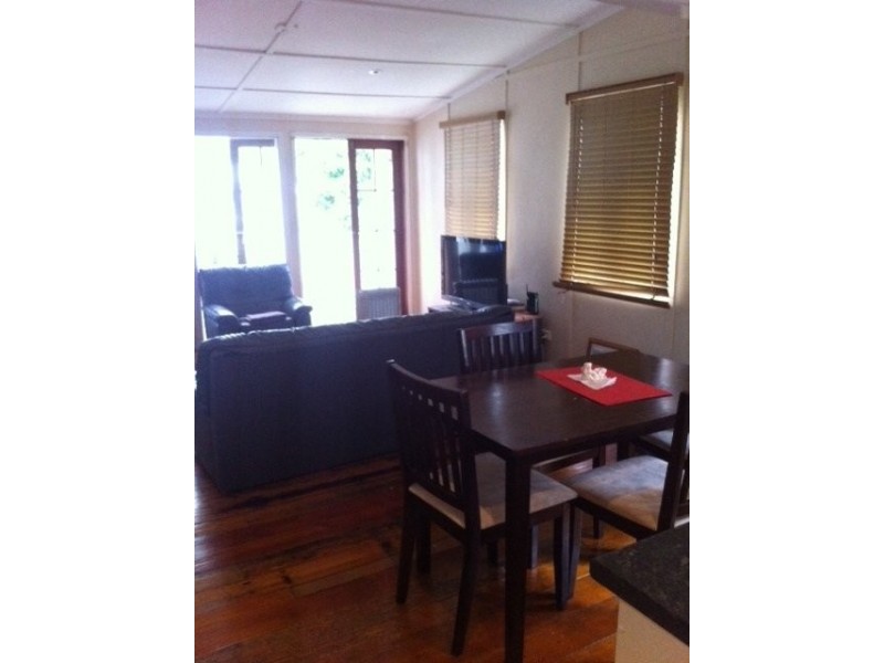 Annie, New Farm QLD 4005