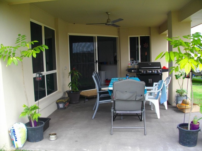 Bombo court, Blacks Beach QLD 4740