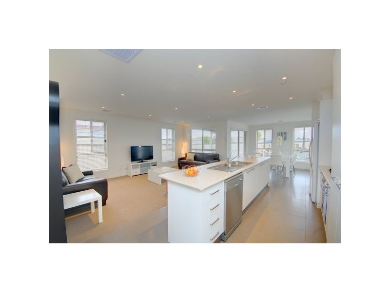 Gumdale Place, Sebastopol VIC 3356