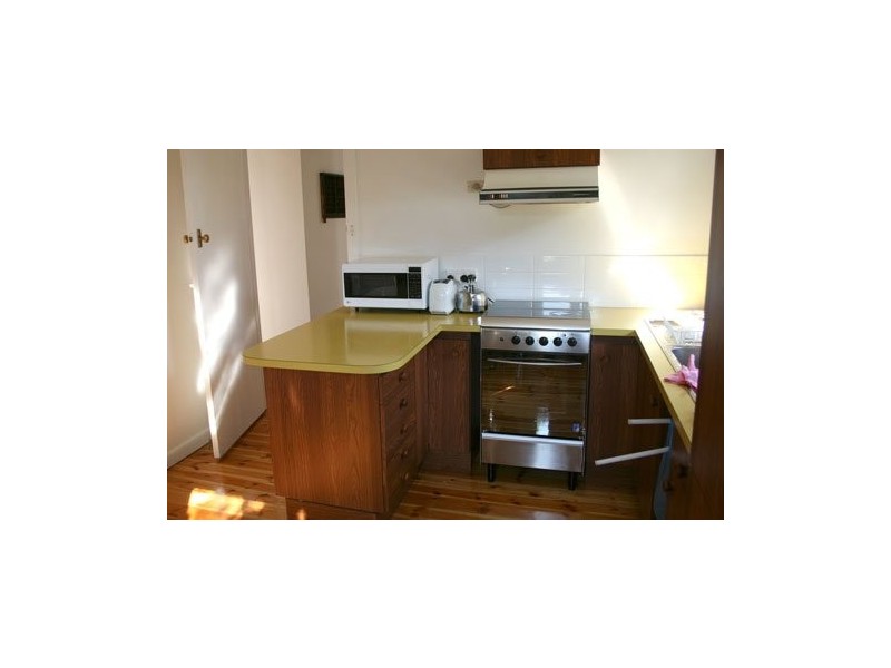 McEwan Road, Heidelberg Heights VIC 3081