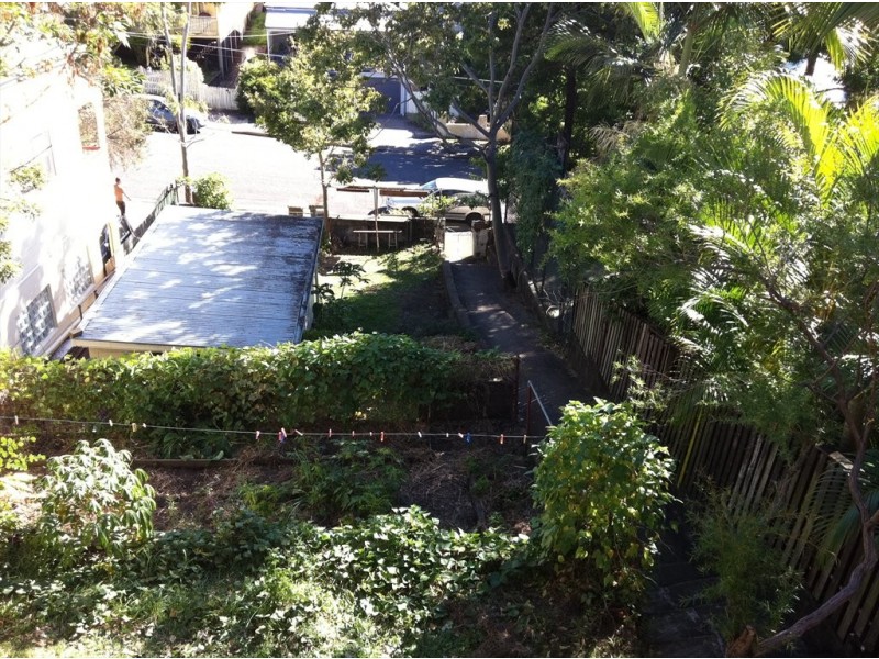 Strath Street, Highgate Hill QLD 4101