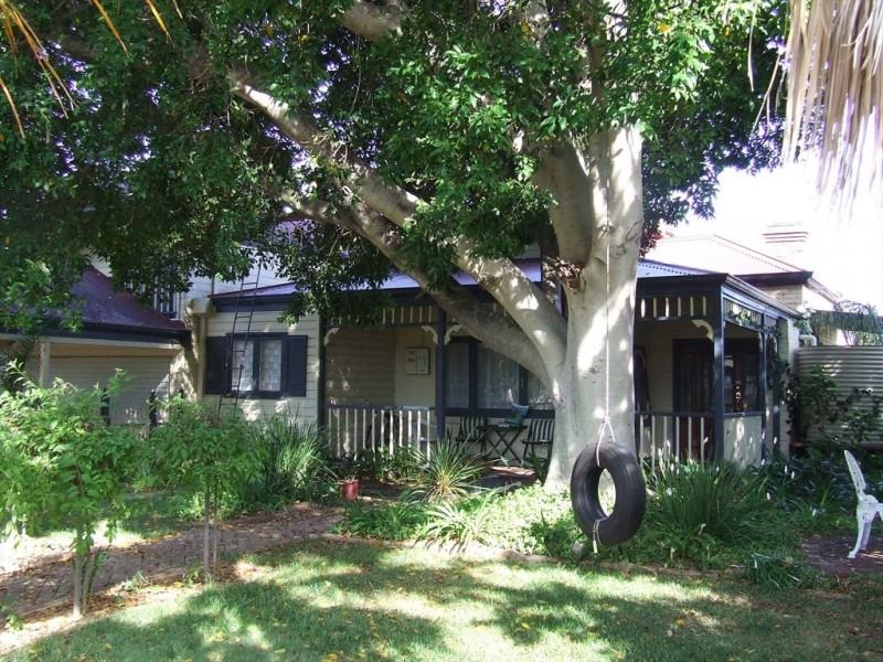 guildford rd, Bassendean WA 6054