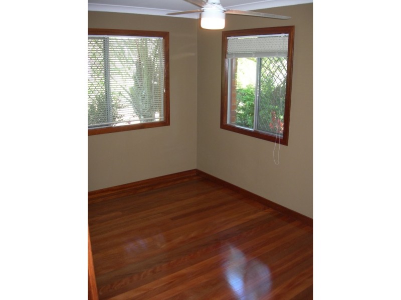 Akers Rd, Lawnton QLD 4501