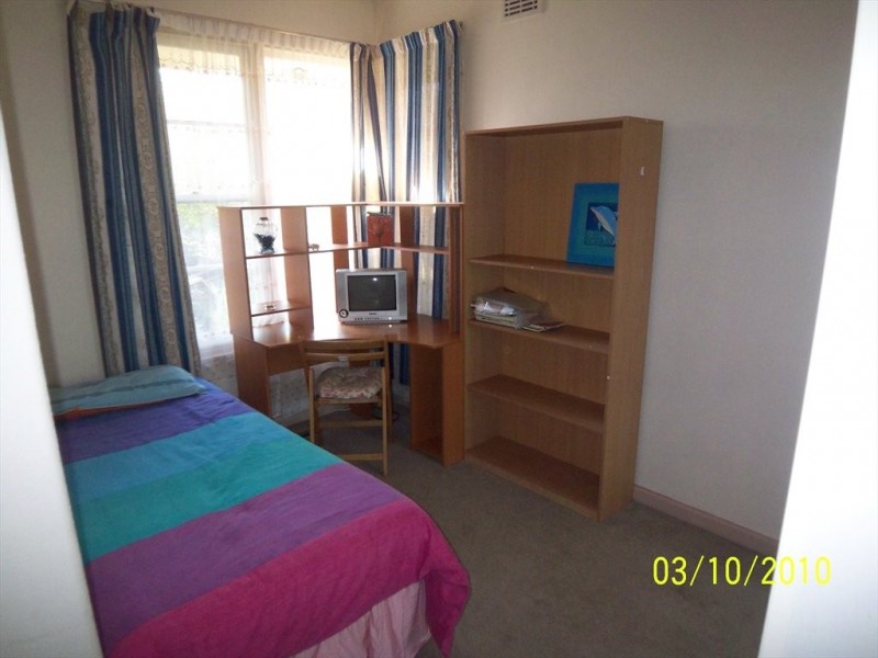 Glencairn Ave, Brighton East VIC 3187