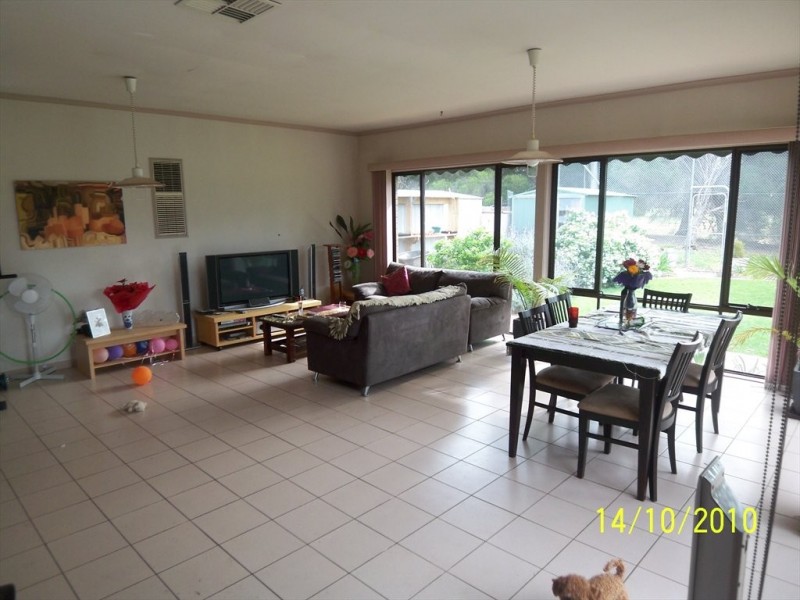 Glencairn Ave, Brighton East VIC 3187