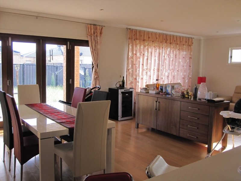 Beaurepaire Dr, Point Cook VIC 3030