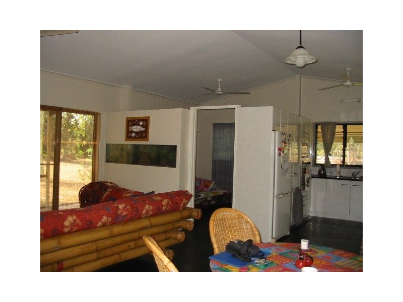 Bronze wing Ave, Howard Springs NT 0835
