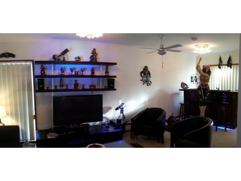 Kim Close, Meadow Heights VIC 3048