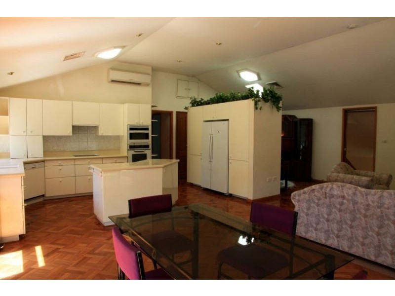 Deakin Place, West Pennant Hills NSW 2125
