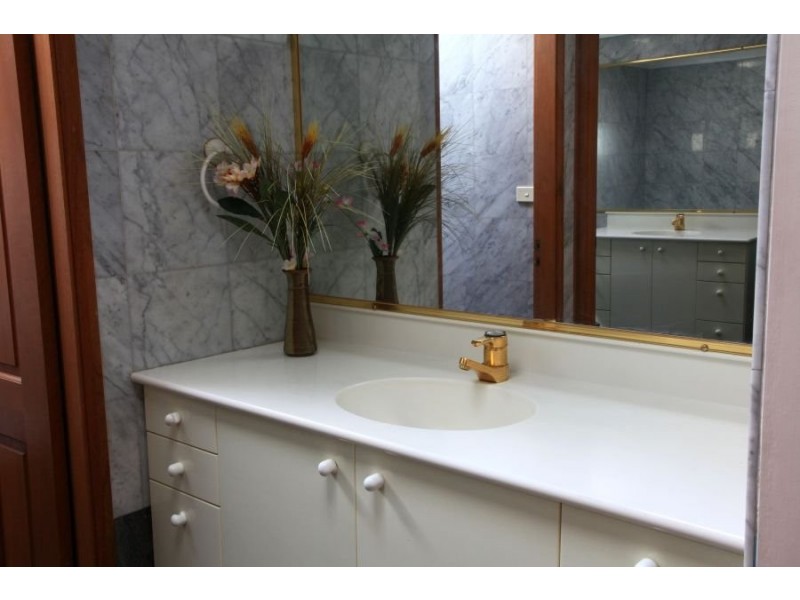 Deakin Place, West Pennant Hills NSW 2125