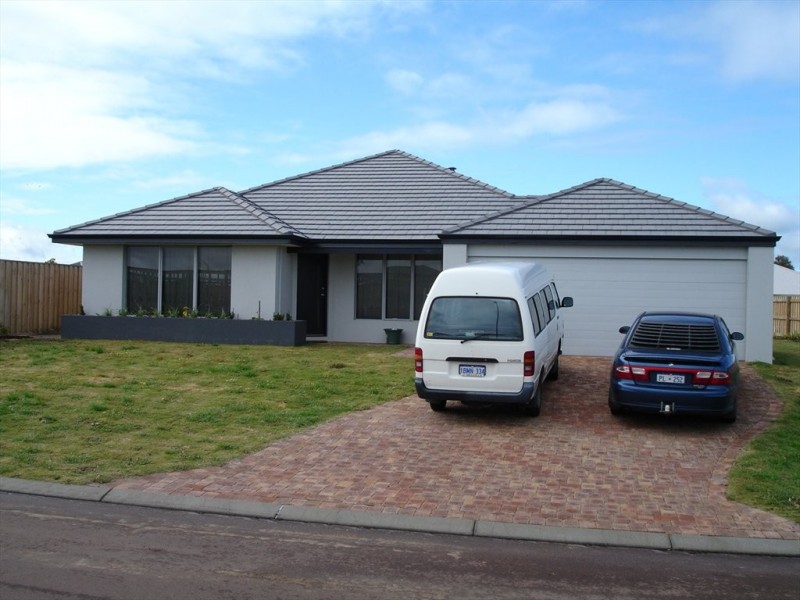Glenfield Drive, Australind WA 6233