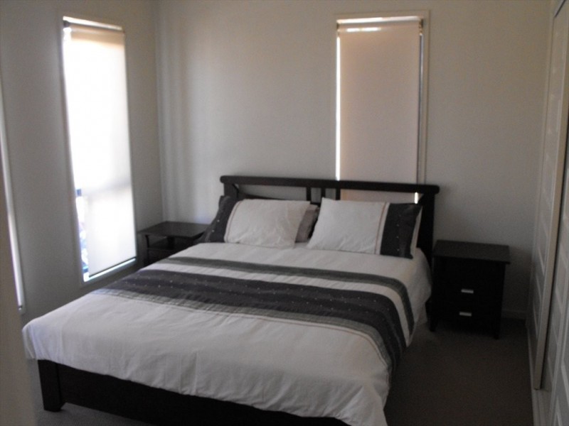 Eaton Close, North Lakes QLD 4509