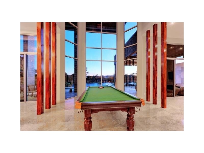 The Boulevarde, Benowa QLD 4217