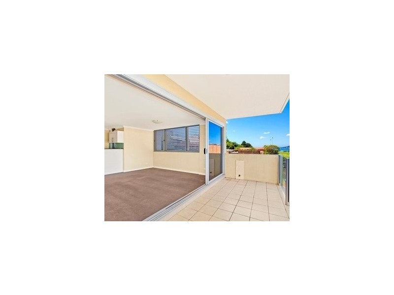 BAKER ST, Gosford NSW 2250