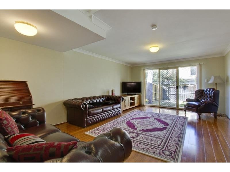 Francis Street, Castle Hill NSW 2154