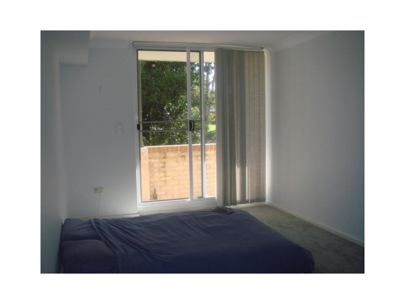 Hume Ave, Castle Hill NSW 2154