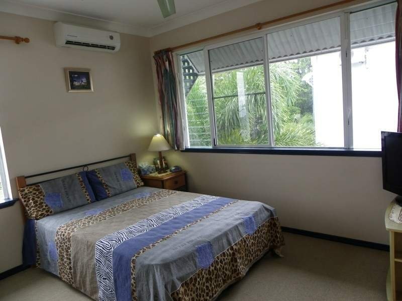 minnie, Cairns QLD 4870