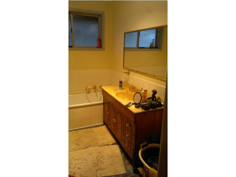 taldra cres, Seaford VIC 3198