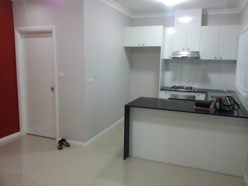 elm st, Blue Haven NSW 2262