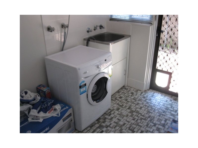 Rowe Avenue, Northfield SA 5085