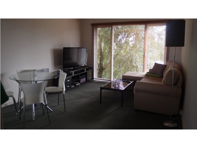 Chomley Street, Prahran VIC 3181