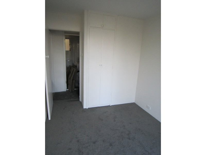 Moore Rd, Freshwater NSW 2096