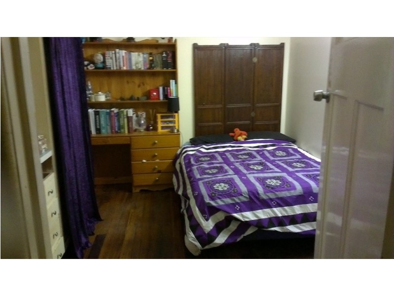 Earl Street, Greenslopes QLD 4120