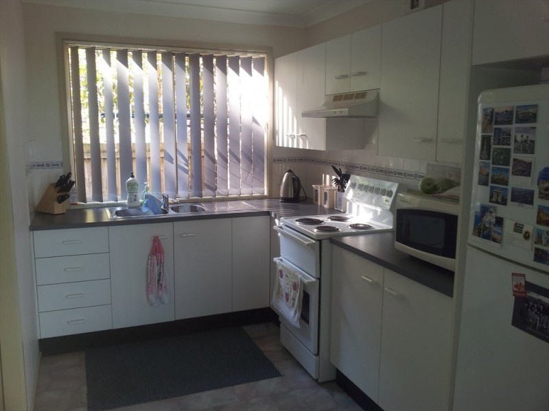 Donnison Street W, West Gosford NSW 2250